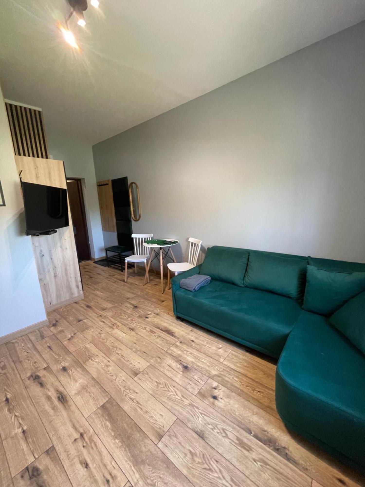 Apartament Przystanek - Komuny Paryskiej 3